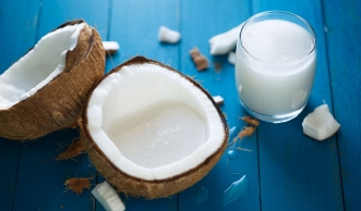 Kokosmilch: So gesund ist sie, empfehlenswerte Produkte und Rezepte