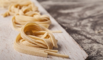 Pasta selber machen mit & ohne Nudelmaschine: 2 einfache Rezepte