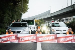 Drei Klimaaktivisten blockierten Autobahnausfahrt in Zürich