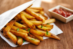 Knuspriges aus Kartoffeln: Pommes Frites selber machen 