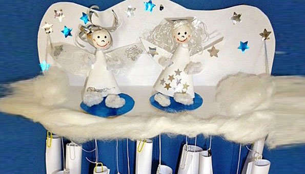 Adventskalender basteln: Engel auf Wolken erzählen Geschichten