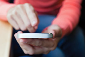 Digital Detox: 9 Tipps, wie der Handy-Entzug besser klappt