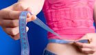 Schnell ein paar Pfunde loswerden: 12 Tipps zum gesunden Abnehmen
