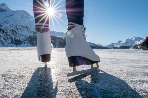 Eislaufen mit Aussicht: Die schönsten Natureisbahnen