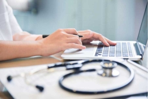 Weniger Wege, mehr Gesundheit: Warum digitale Arztangebote neue Perspektiven schaffen