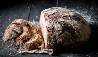 Brot selber backen: So einfach gehts auch ohne Automat