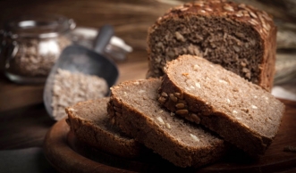 Vollkornbrot backen: Mit diesem Rezept geht’s im Nu