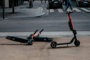 Welche Regeln gelten beim Fahren mit dem E-Scooter?
