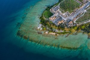 Ausgetrockneter Gardasee: Drohnenaufnahmen zeigen kritisches Ausmass