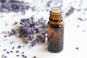 7 Anwendungen für natürliches Lavendelöl