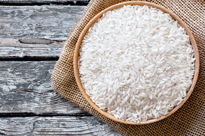Weisser Reis enthält kaum noch Nährstoffe.