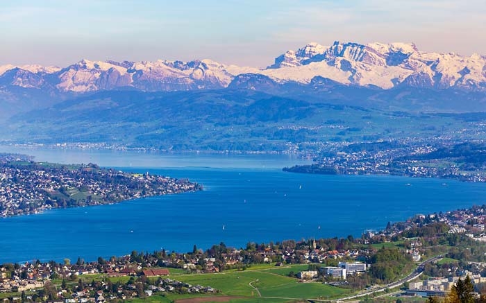 Der Zürichsee gehört zu den grössten Seen der Schweiz