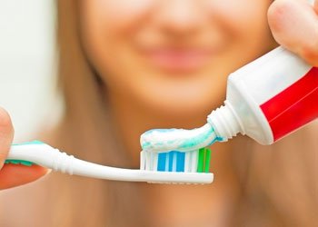 Test: Zahnpasta, was ist drin und wie gesund oder schädlich sie ist