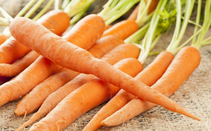 Karotten verhelfen mit Vitamin A zum Durchblick