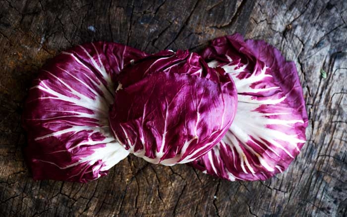 Herbstgemüse: Cicorino Rosso bringt Farbe in Ihr Essen