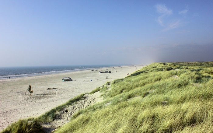 Feine Sandstrände entlang der Ostseeküste in Dänemark