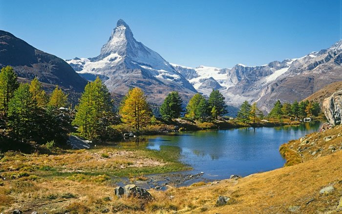 Seenweg Zermatt: Leichte Wanderung mit Blick auf das Matterhorn
