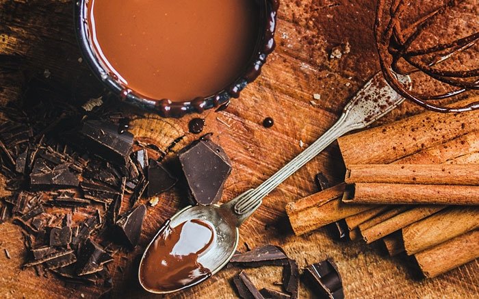 Schokolade selber machen: Rezept mit Zimt
