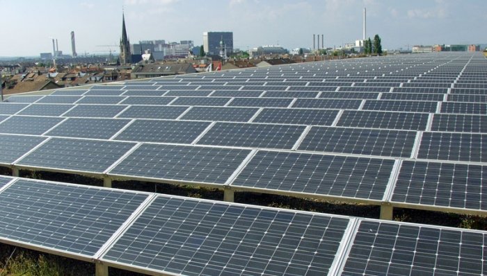 Das Solardach der Messe Basel