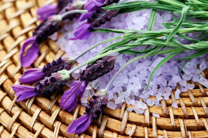 Badezusätze aus Lavendel