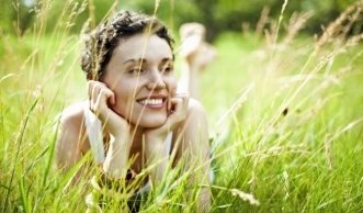 Sommer geniessen: Wie natürliche Mittel gegen Allergien helfen