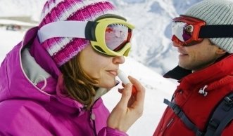 Sonnenschutz beim Wintersport: So schützen Sie Ihre Haut am besten