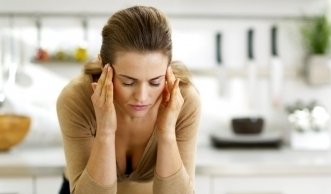 Diese Hausmittel gegen Kopfschmerzen verschaffen Linderung