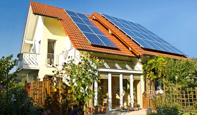 Dieses Tool errechnet das Solar-Potenzial deines Hausdachs 