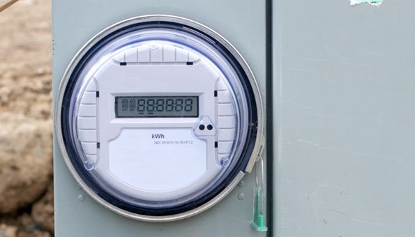 Studien zeigen, dass Haushalte mit Smart Meter wirklich Strom sparen.