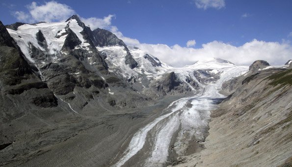 Die Gletscher-Schmelze ist eine der Folgen des Klimawandels.