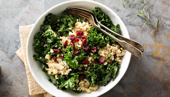 Federkohl-Rezepte: Federkohl-Salat mit Quinoa