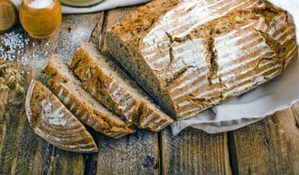 3 einfache Rezepte für frisches Brot ohne Hefe