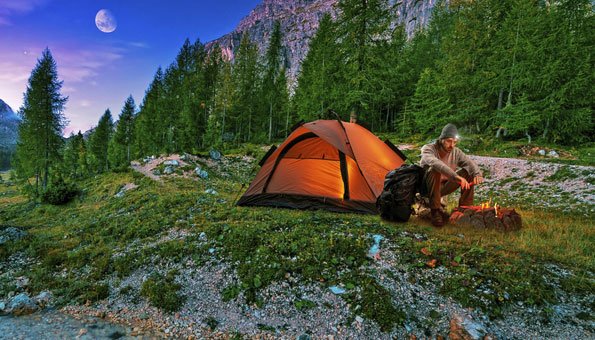 Wild Campen in der Schweiz: Abenteuerlicher Urlaub in der Natur