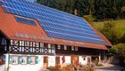 Ein Öko-Hotel mit Solarzellen.