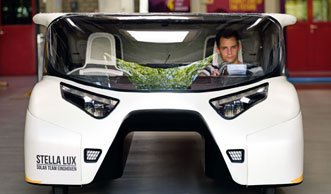 1000 km Reichweite: Studenten bauen alltagstaugliches Solarauto