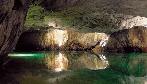 Unterirdische Seen in der Schweiz: Eine Welt für sich
