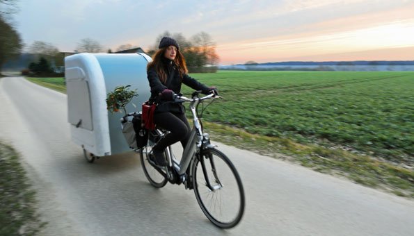 Velo-Camper: Auf zwei Rädern unterwegs mit dem eigenen Wohnwagen