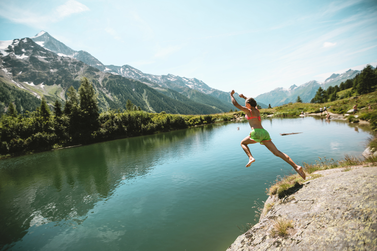 Natur pur: Die 14 schönsten Badeseen in der Schweiz