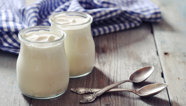 Joghurt selber machen: 2 einfache Rezepte ohne Maschine